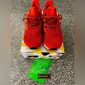 Men’s Adidas Ultra Boost 3.0 Energy, Size 9.5 with StockX Tag